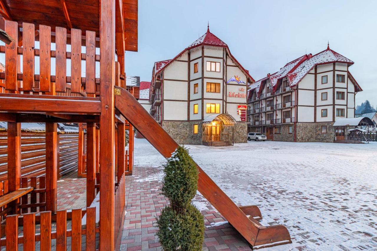 Villa Nikoletta Spa Bukovel Exteriör bild