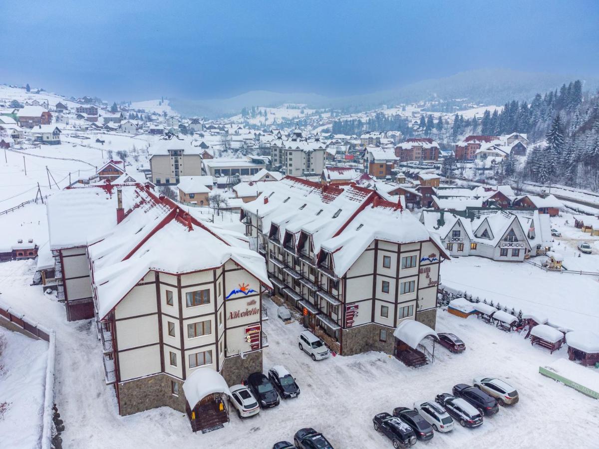 Villa Nikoletta Spa Bukovel Exteriör bild