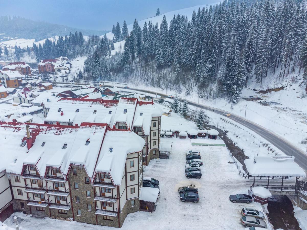 Villa Nikoletta Spa Bukovel Exteriör bild