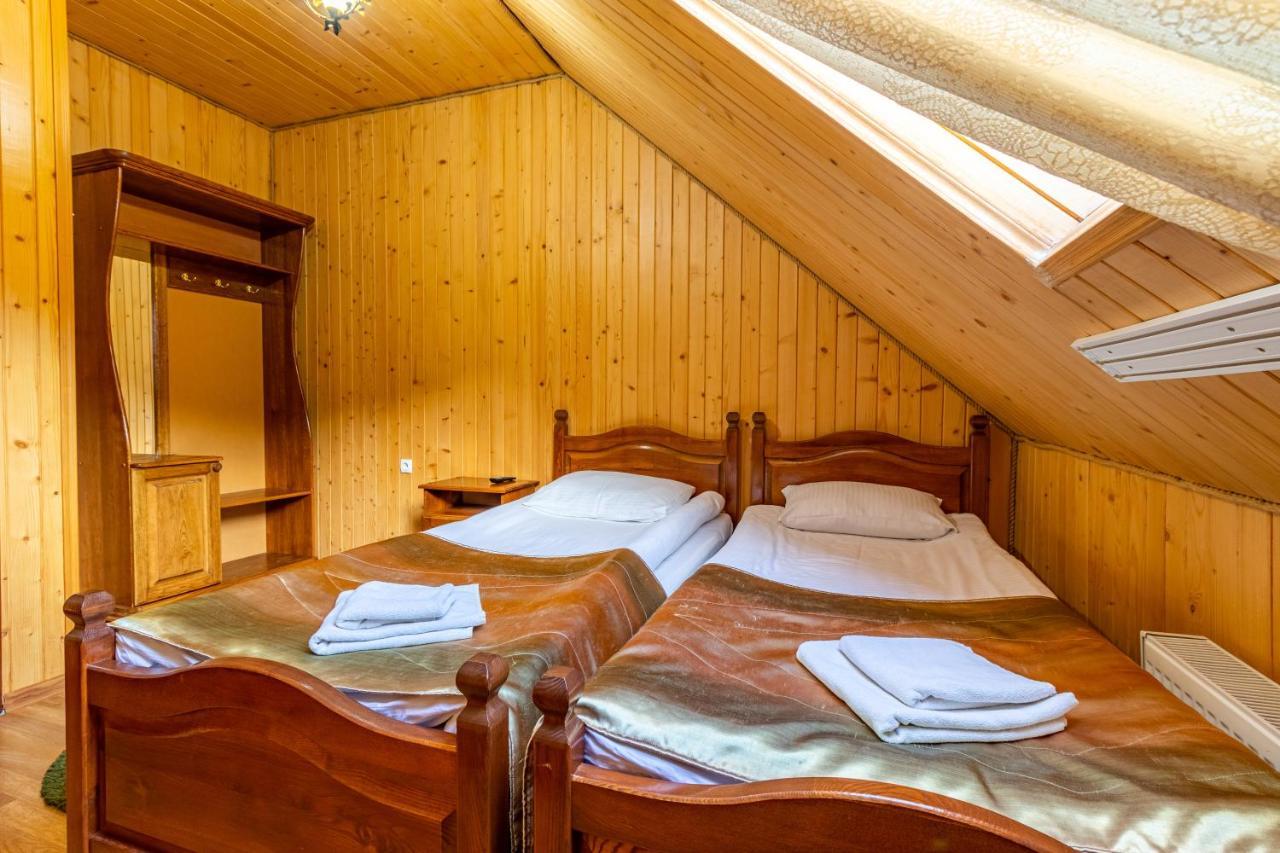 Villa Nikoletta Spa Bukovel Exteriör bild