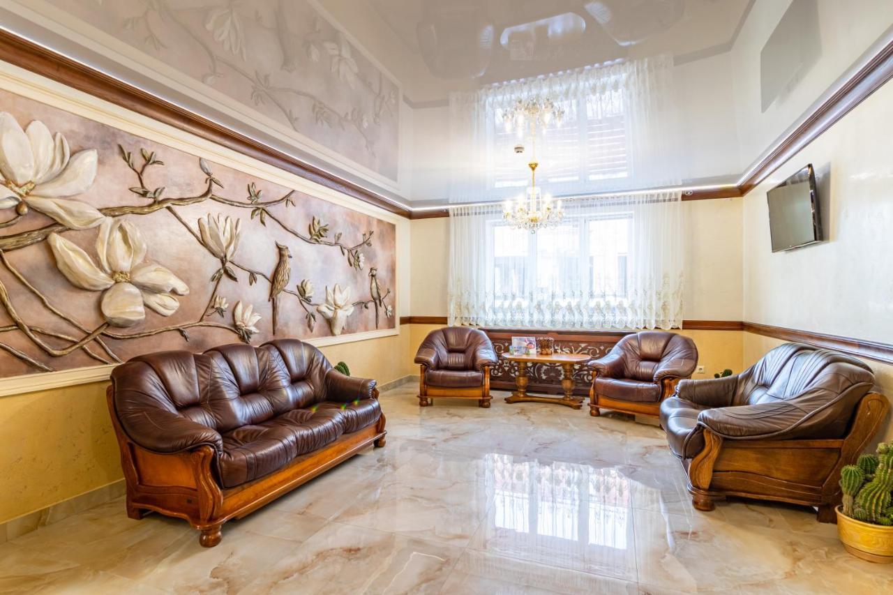 Villa Nikoletta Spa Bukovel Exteriör bild