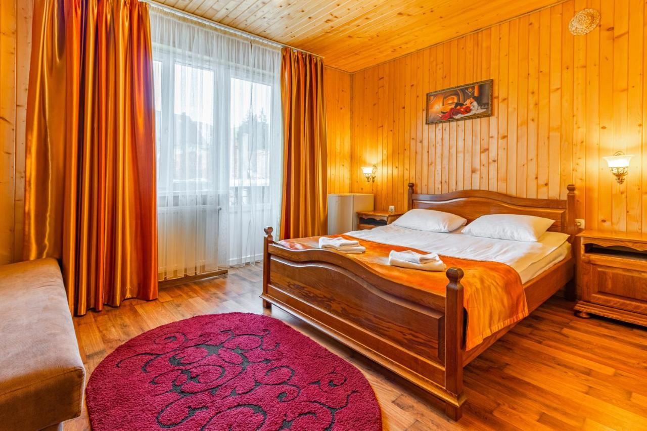 Villa Nikoletta Spa Bukovel Exteriör bild