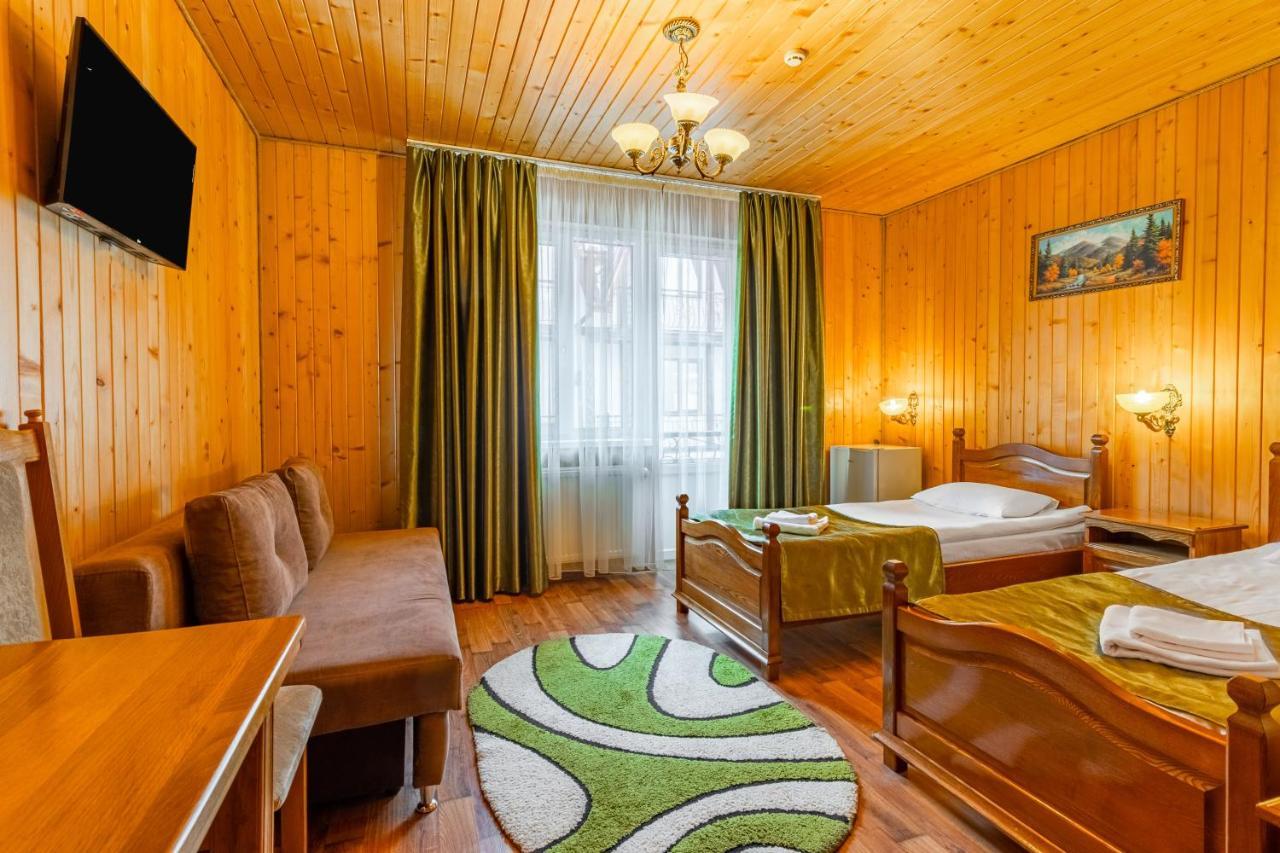 Villa Nikoletta Spa Bukovel Exteriör bild