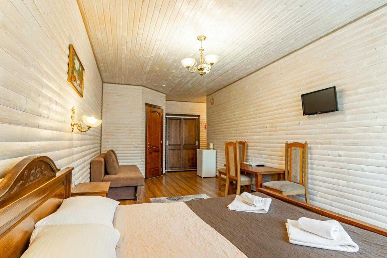 Villa Nikoletta Spa Bukovel Exteriör bild