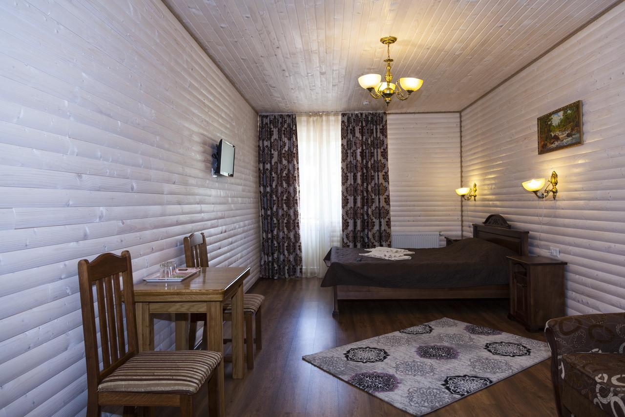 Villa Nikoletta Spa Bukovel Exteriör bild