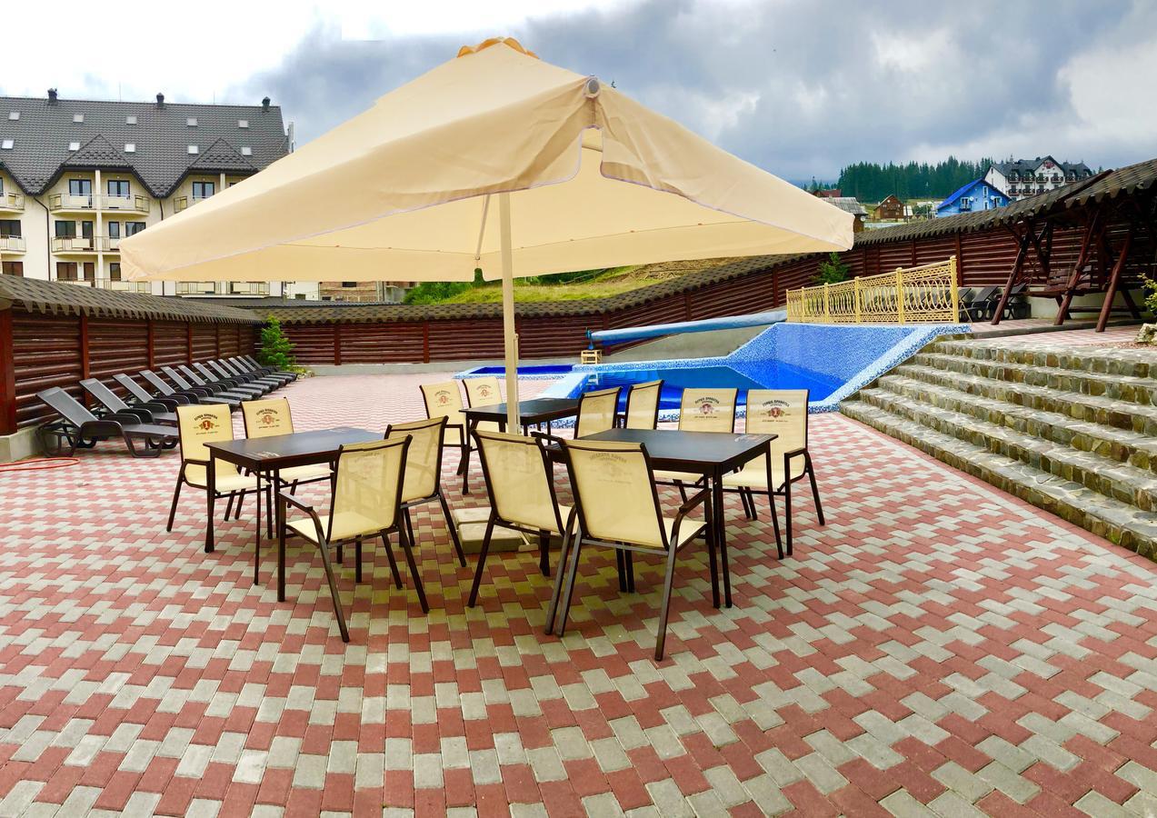 Villa Nikoletta Spa Bukovel Exteriör bild